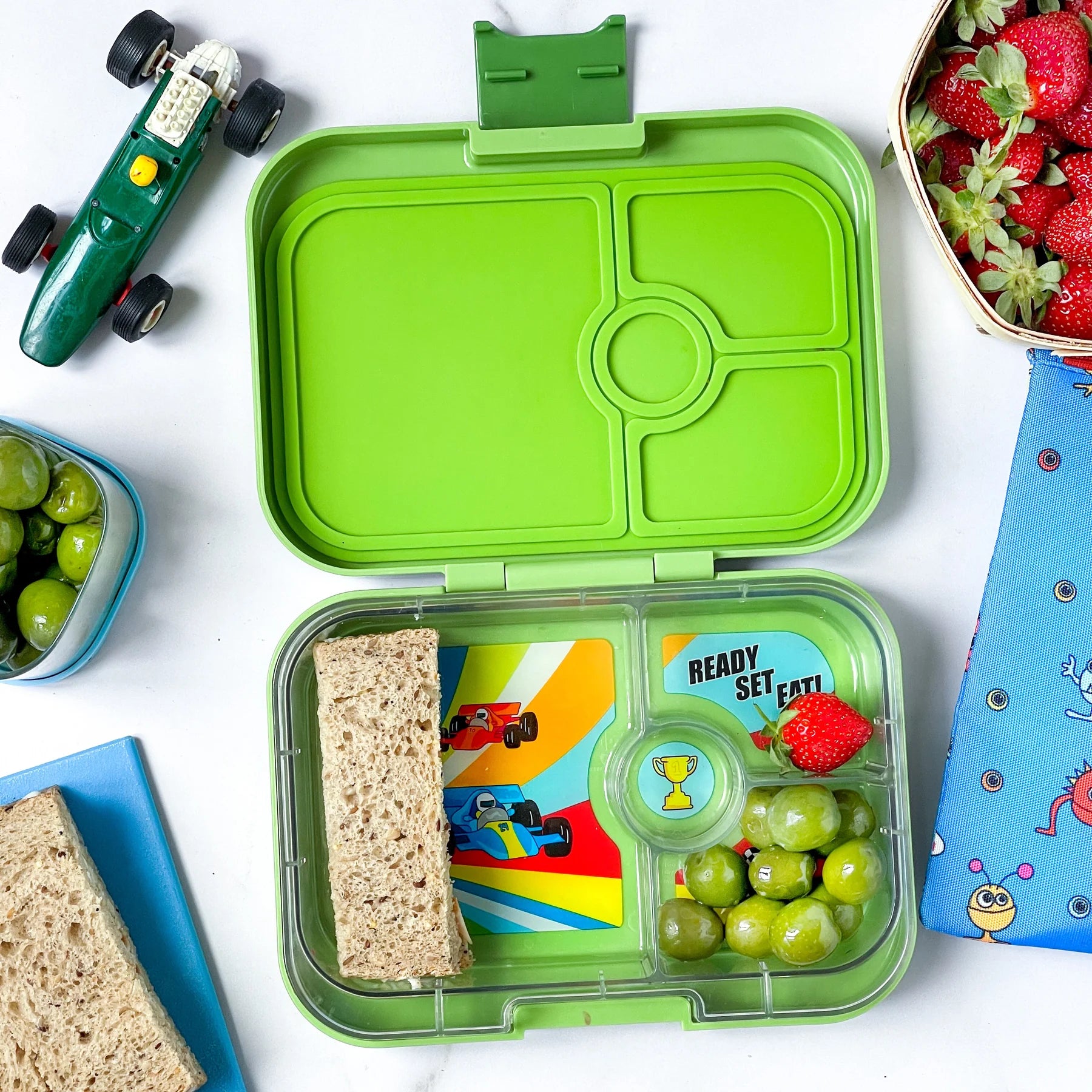 Yumbox Panino 4 oddělení zelená matcha - závody