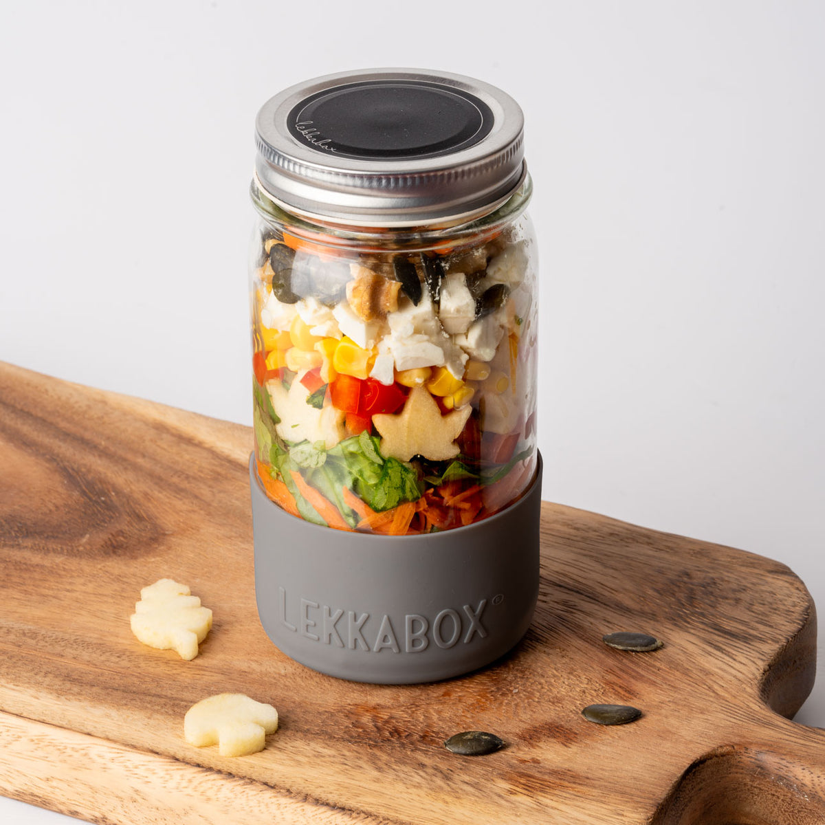 LEKKABOX Meal Prep – skleněná dóza s víčkem a silikonovým chráničem, 500 ml sivá