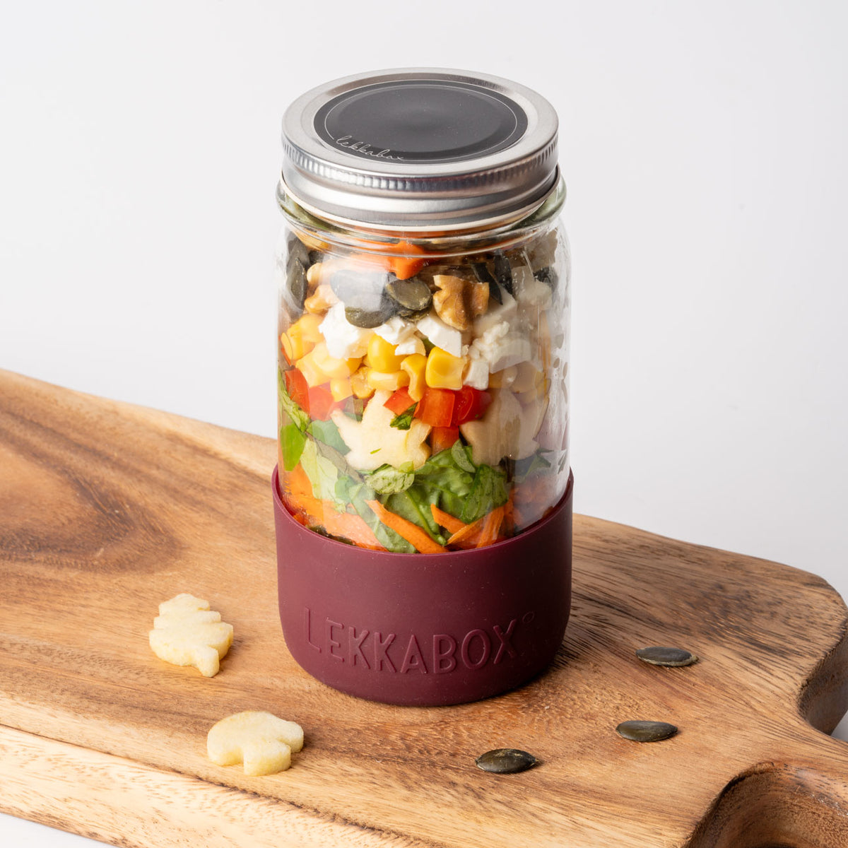 LEKKABOX Meal Prep – skleněná dóza s víčkem a silikonovým chráničem, 500 ml švestka