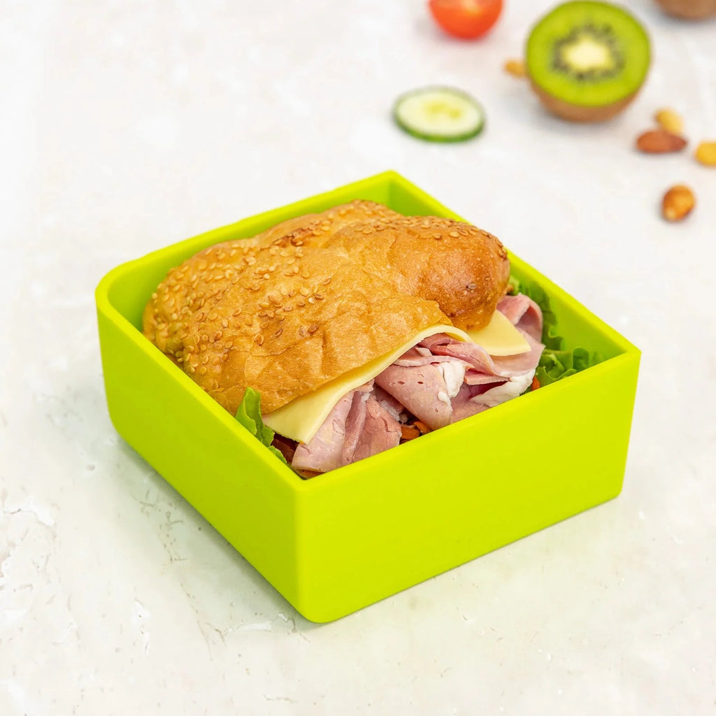 MontiiCo FEAST čtvercový silikonový tác Matcha