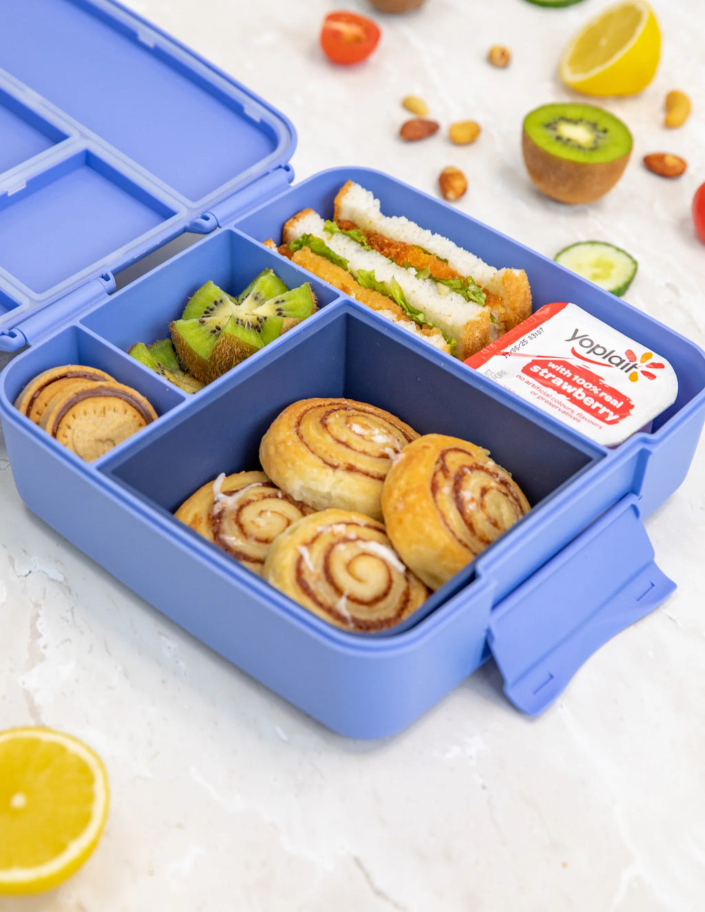 MontiiCo FEAST čtvercový silikonový tác Navy