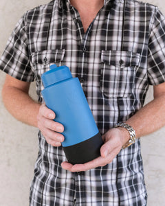 MontiiCo FUSION  silikonový chránič na láhev 1l Půlnoc