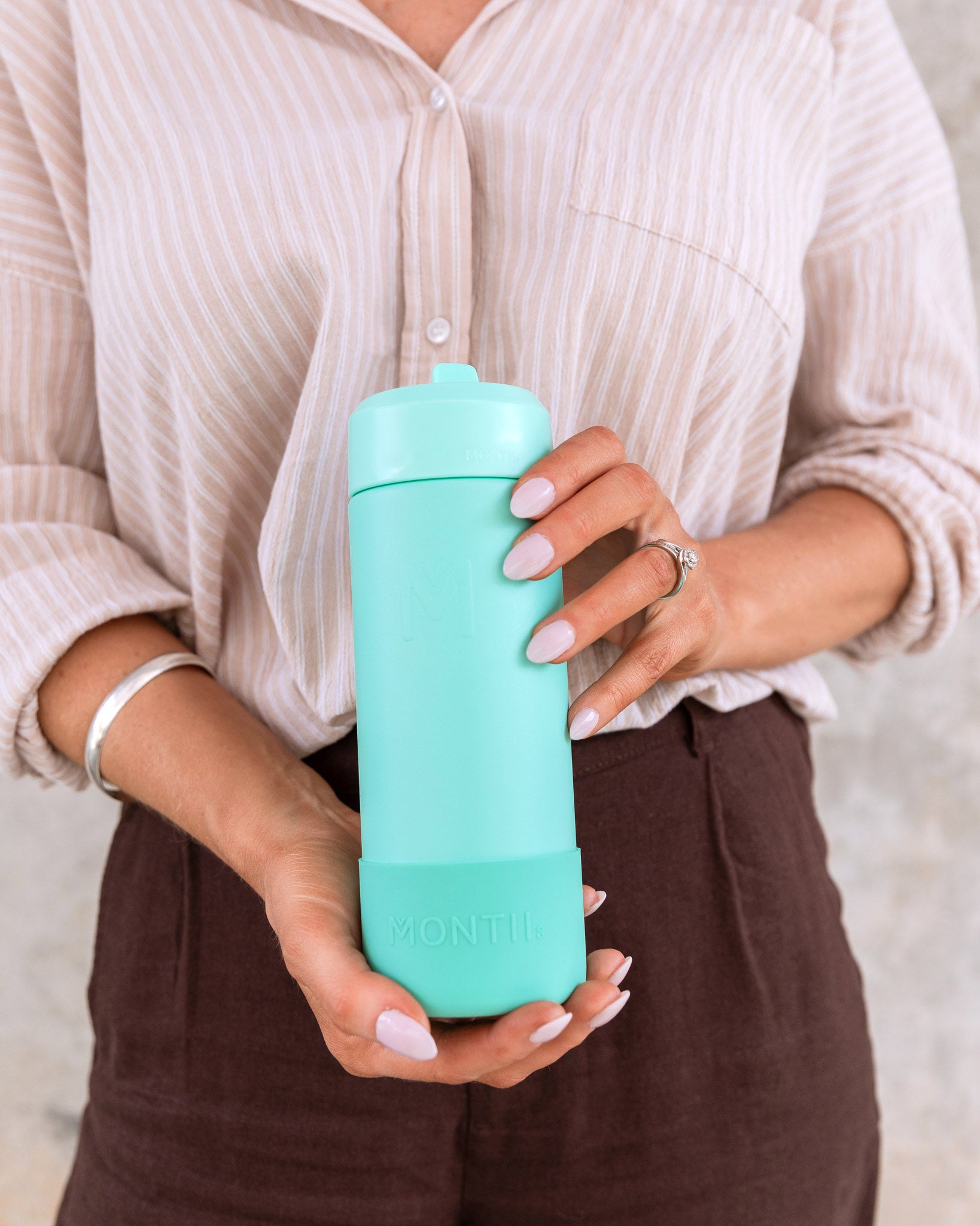 Montii Fusion 475ml - termoizolační láhev Laguna s cucacím víčkem