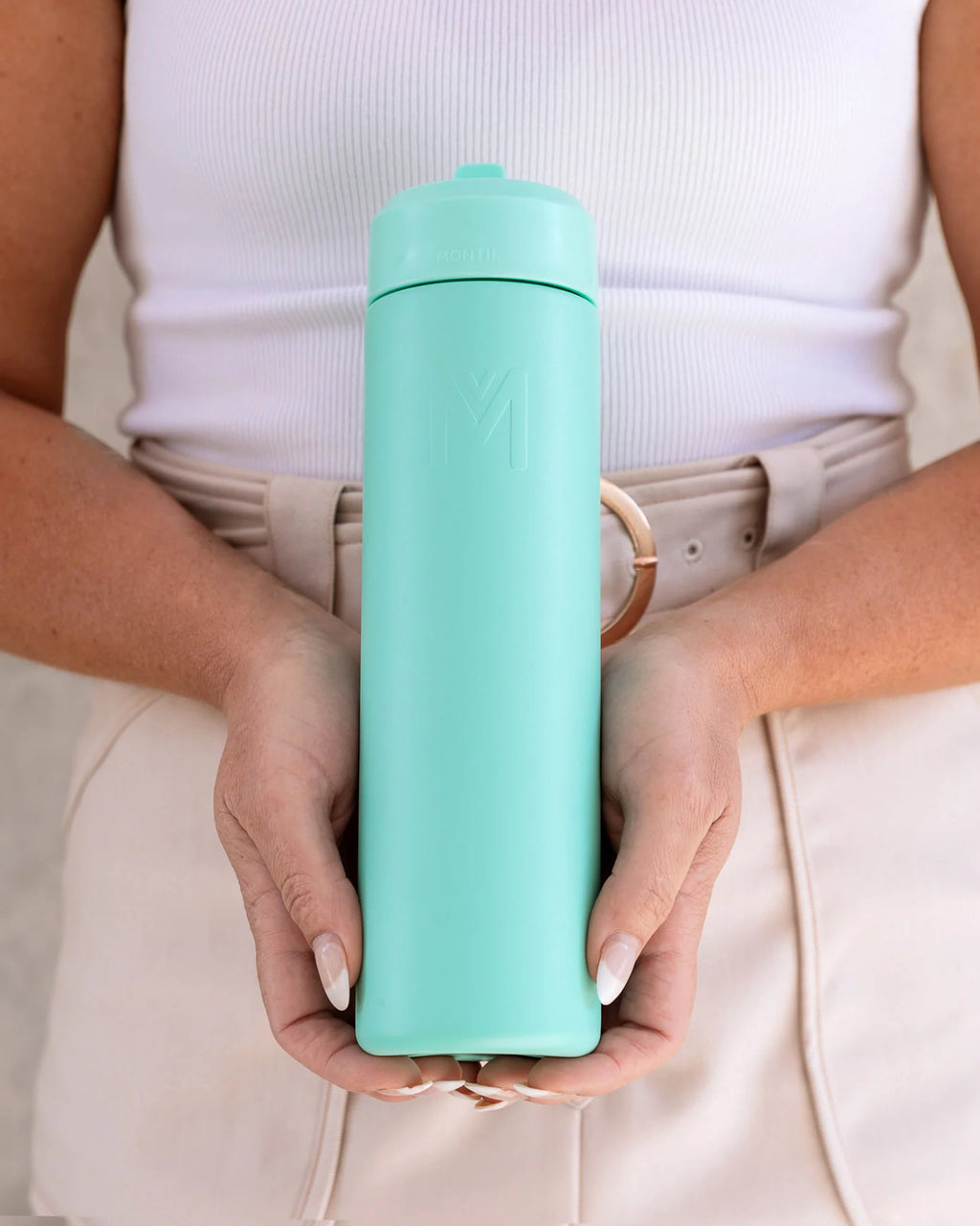 Montii Fusion 700ml - termoizolační láhev Laguna s cucacím víčkem