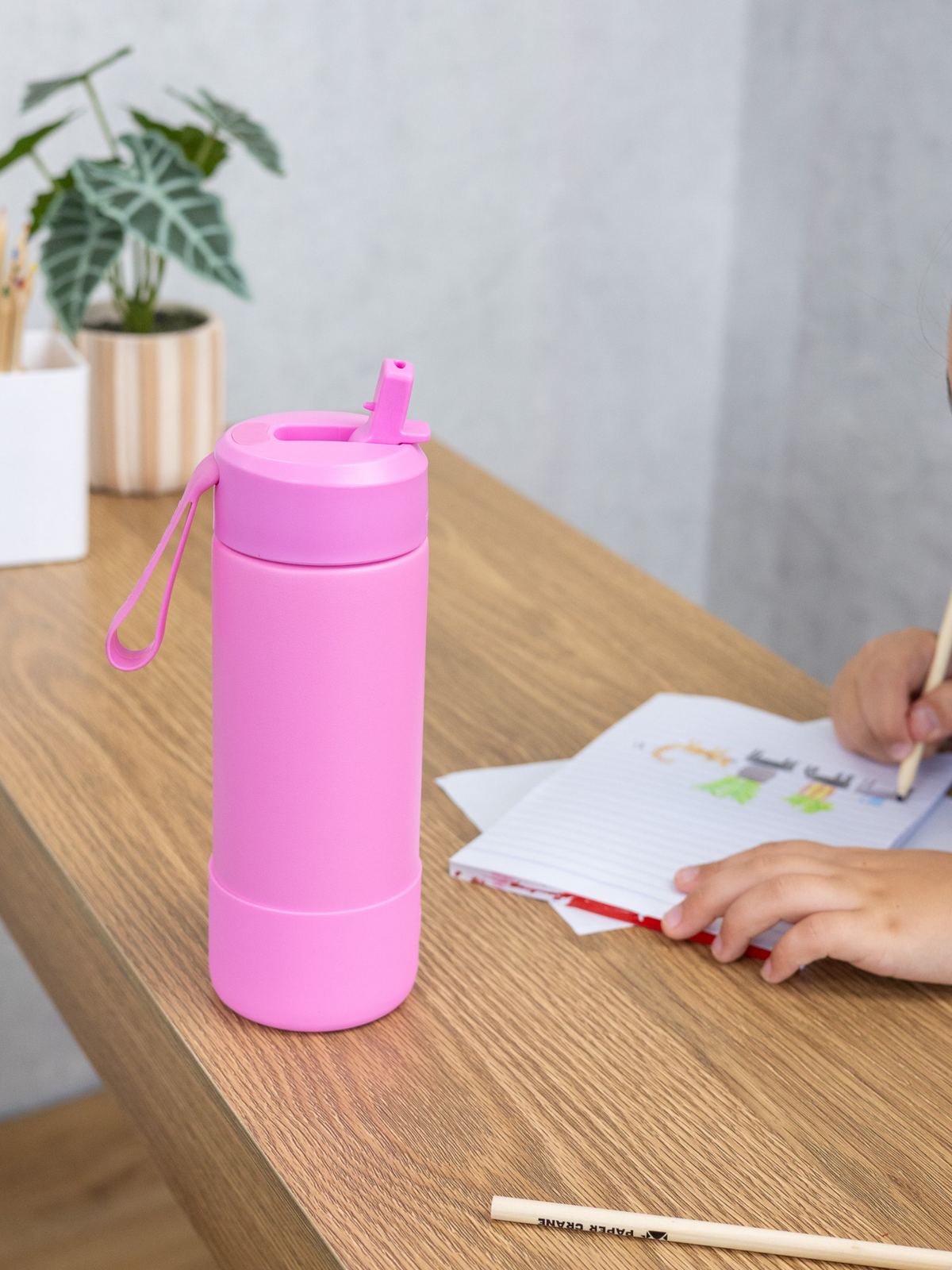 Montii Fusion 475ml - Termolahev se silikonovým chráničem a nerezovým brčkem – světle růžová
