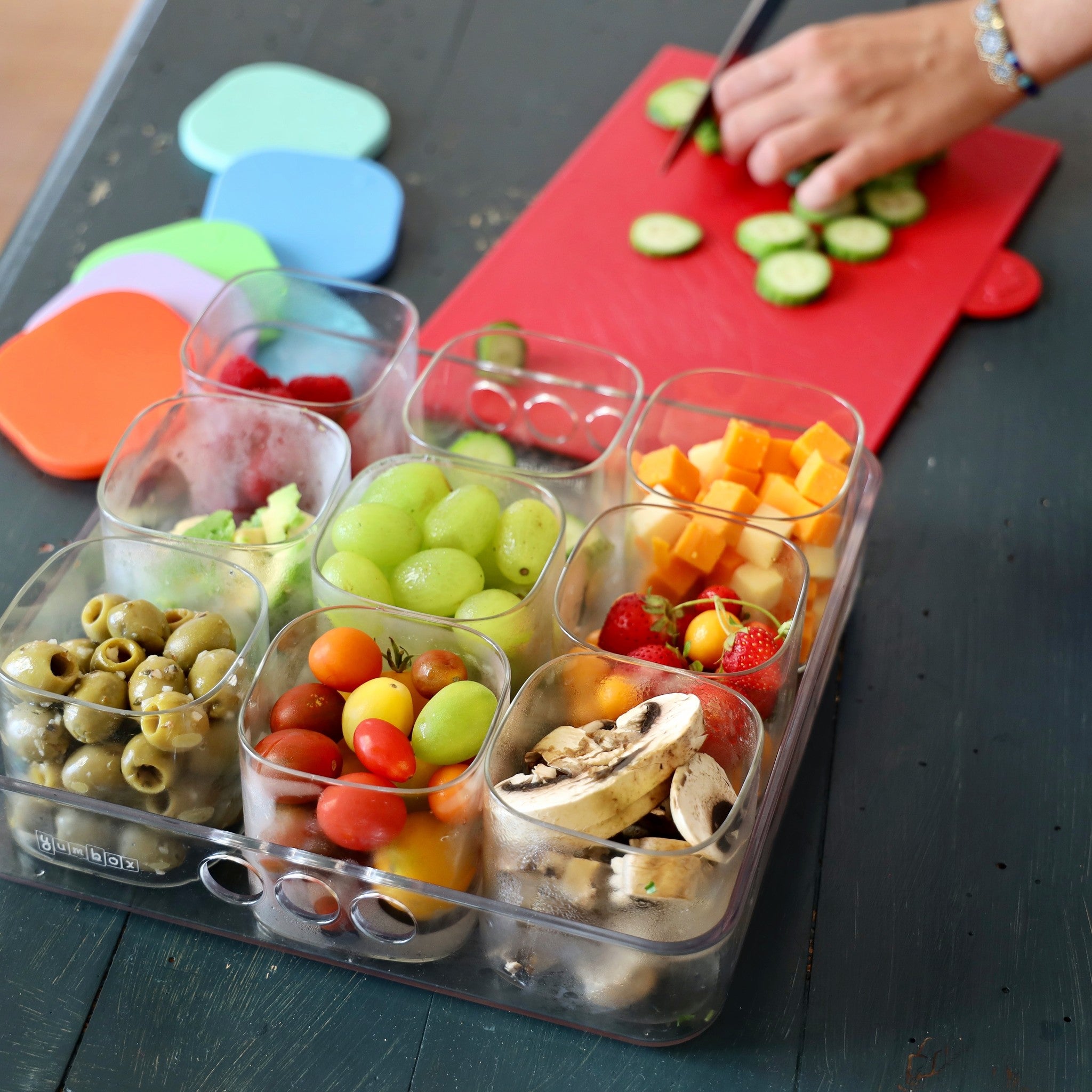 Yumbox Chop Chop tác na servírování - čtverec